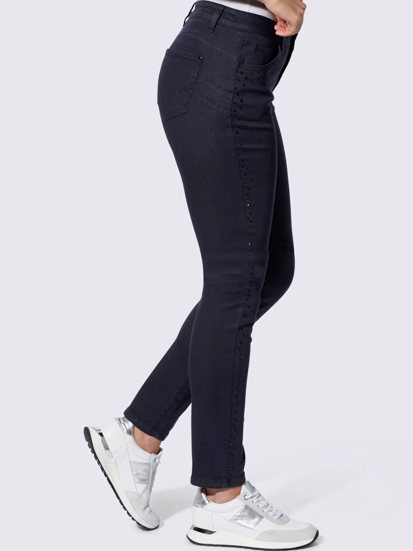 Jean skinny pierres brillantes fantaisie devant