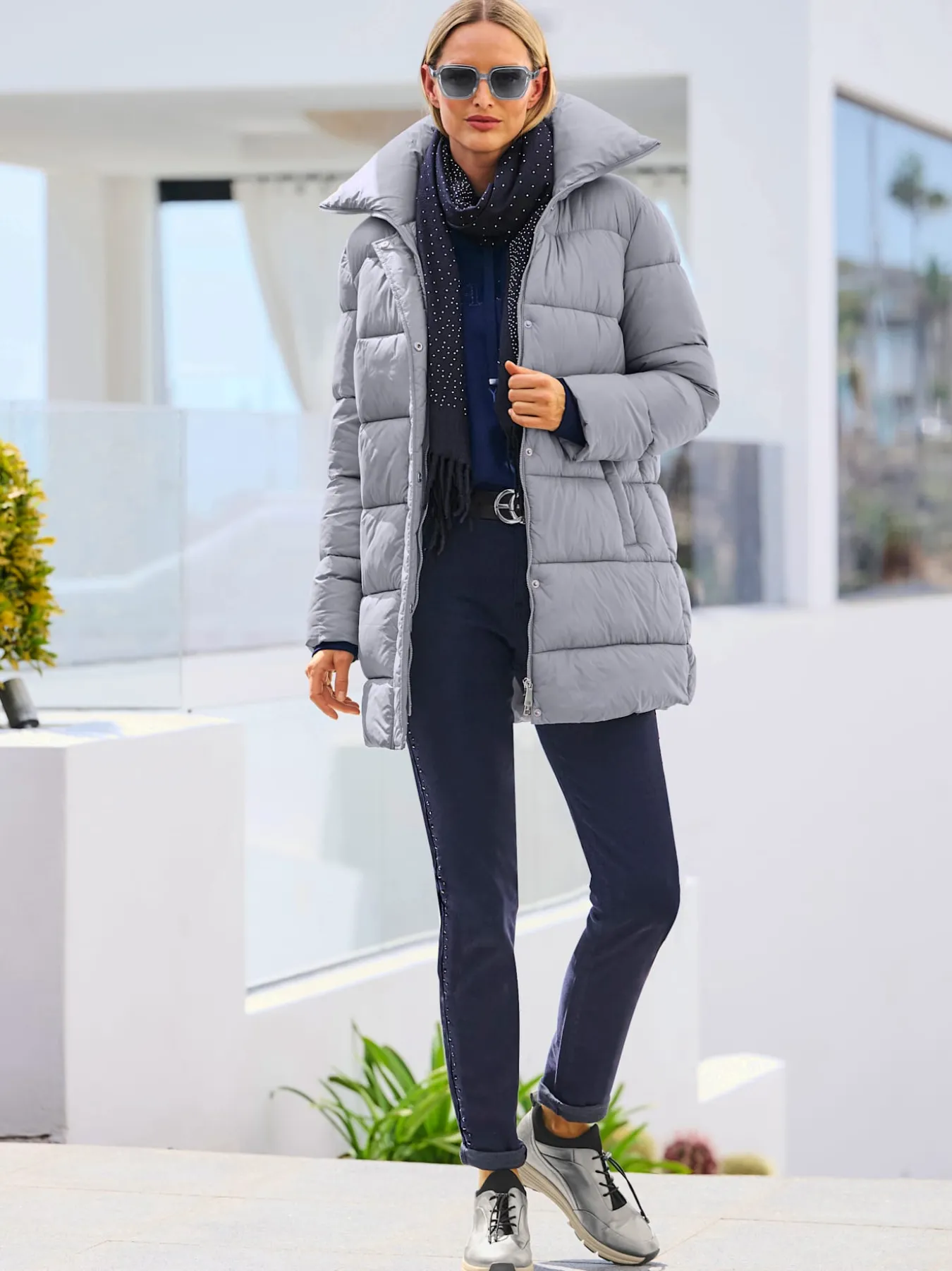 Jean skinny pierres brillantes fantaisie devant