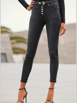Jean taille haute coupe étroite
