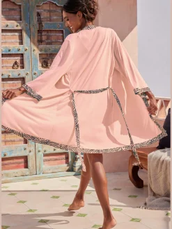 Kimono avec bordure contrastée à motifs sur le bord avant et à la finition des manches