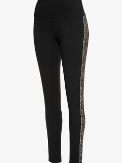 Legging avec détails léopard sur les côtés.