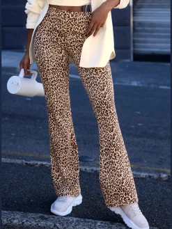 Legging évasé à imprimé léopard