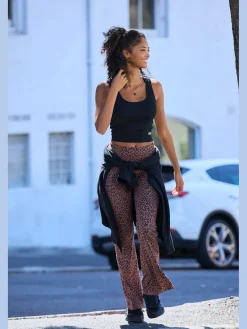 Legging évasé à imprimé léopard