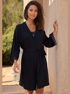 Élégant kimono avec lien à nouer à la taille