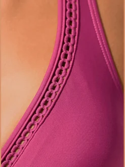 Maillot de bain à armatures bordure ajourée tendance