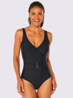 Maillot de bain bon. b, c, d, e