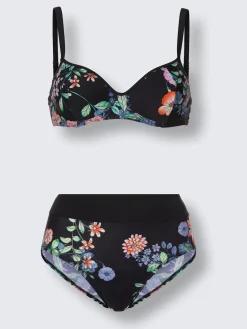 Maillot de bain bon. b, c, d