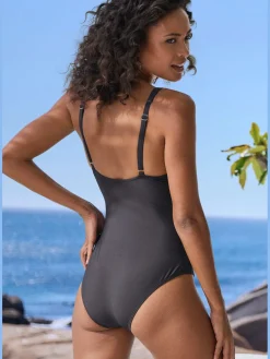 Maillot de bain look contrasté tendance