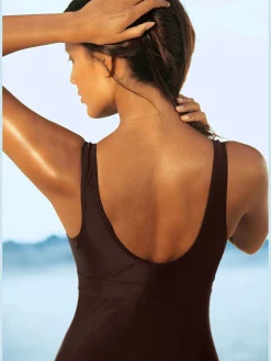 Maillot de bain silhouette sportive et élancée