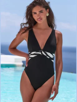 Maillot de bain style uni moderne avec détails contrastés