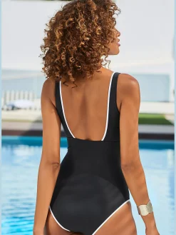 Maillot de bain uni avec anneau décoratif devant