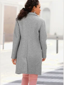 Manteau avec grand col à revers