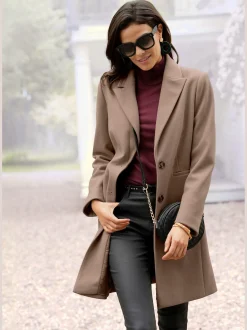 Manteau avec grand col à revers
