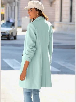 Manteau avec grand col à revers