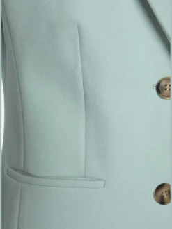 Manteau avec grand col à revers