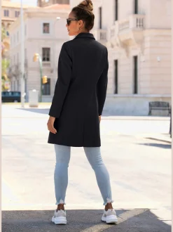 Manteau avec grand col à revers