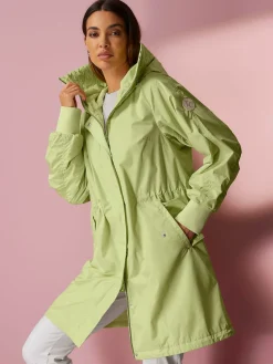 Manteau court doublure contrastée