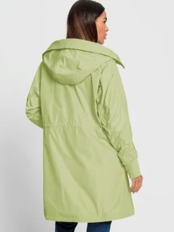 Manteau court doublure contrastée