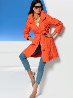 Manteau court effet froissé tendance