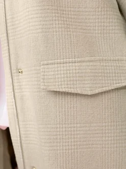 Manteau court motif à carreaux