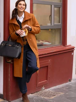 Manteau court qualité douce et moelleuse