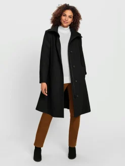 Manteau court qualité douce et moelleuse
