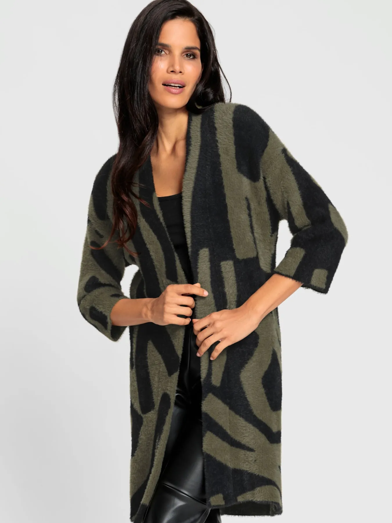 Manteau en tricot fil moelleux à poils longs