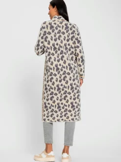 Manteau en tricot joli motif léopard