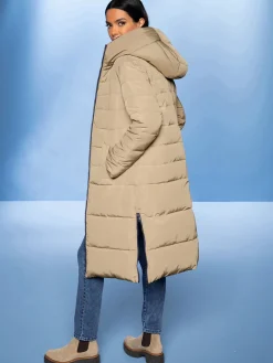 Manteau matelassé modèle réversible