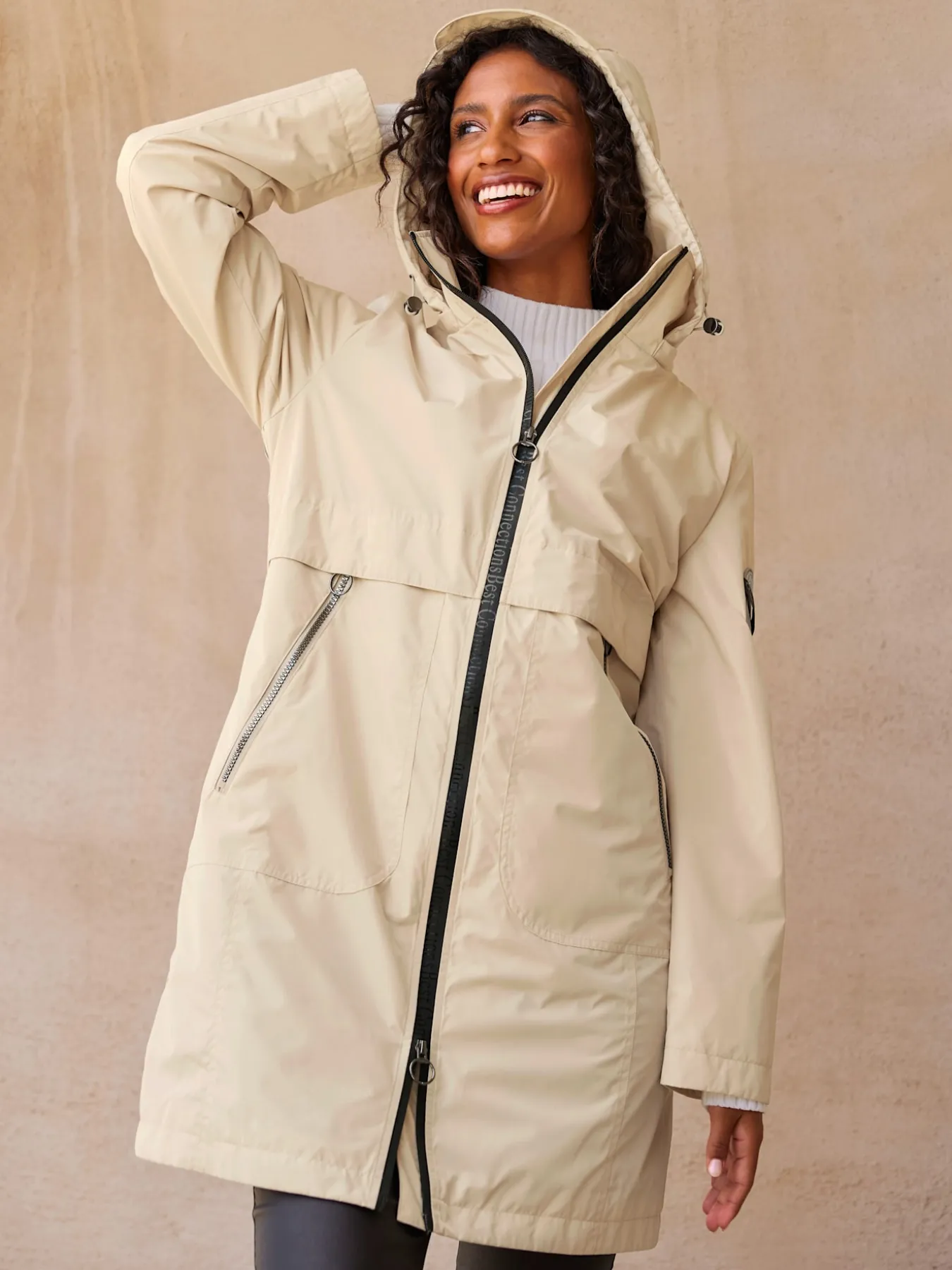 Manteau technique polyvalent et pratique