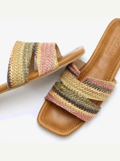 Mules estivales au joli design tressé