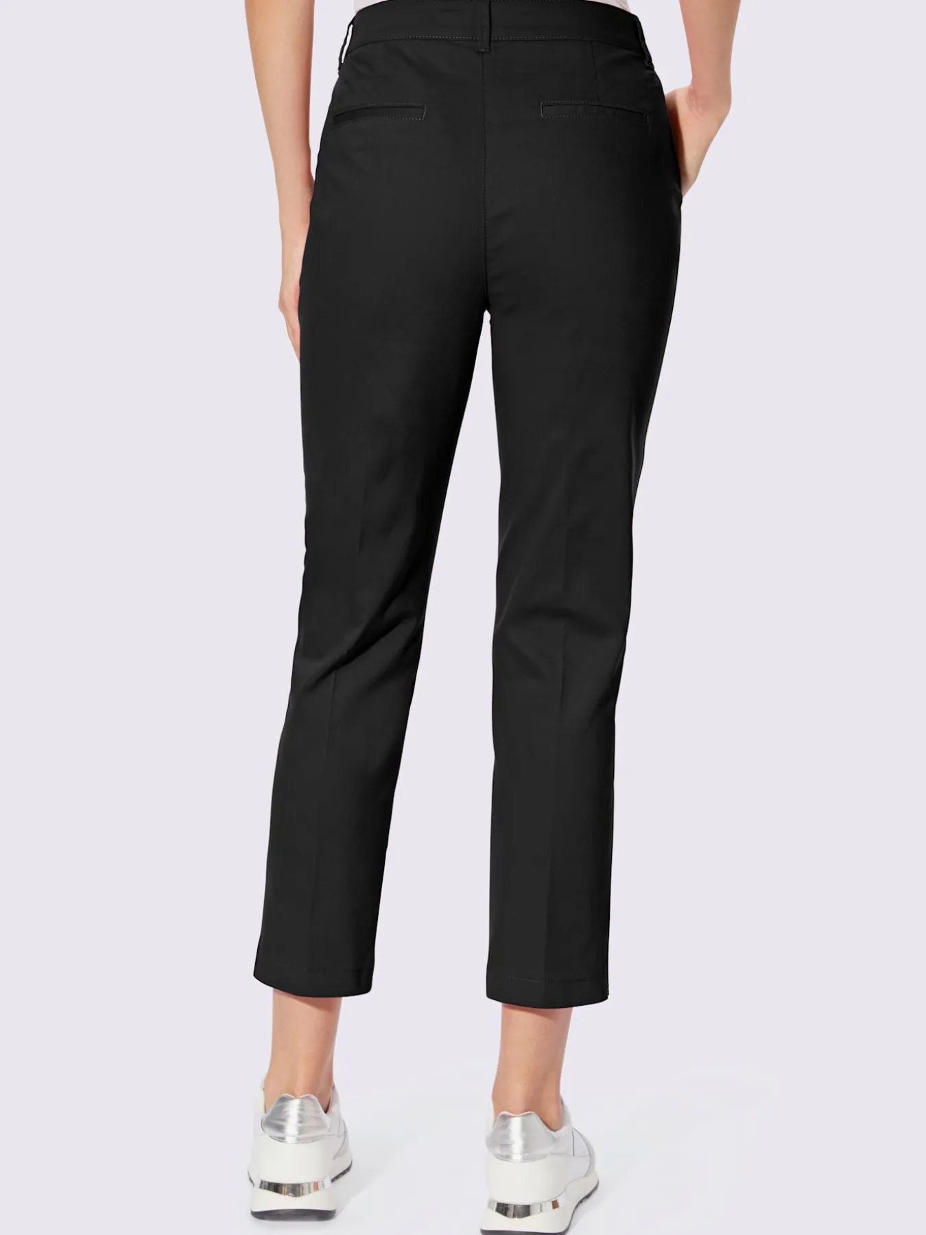 Pantalon 7/8 œillets au bas des jambes
