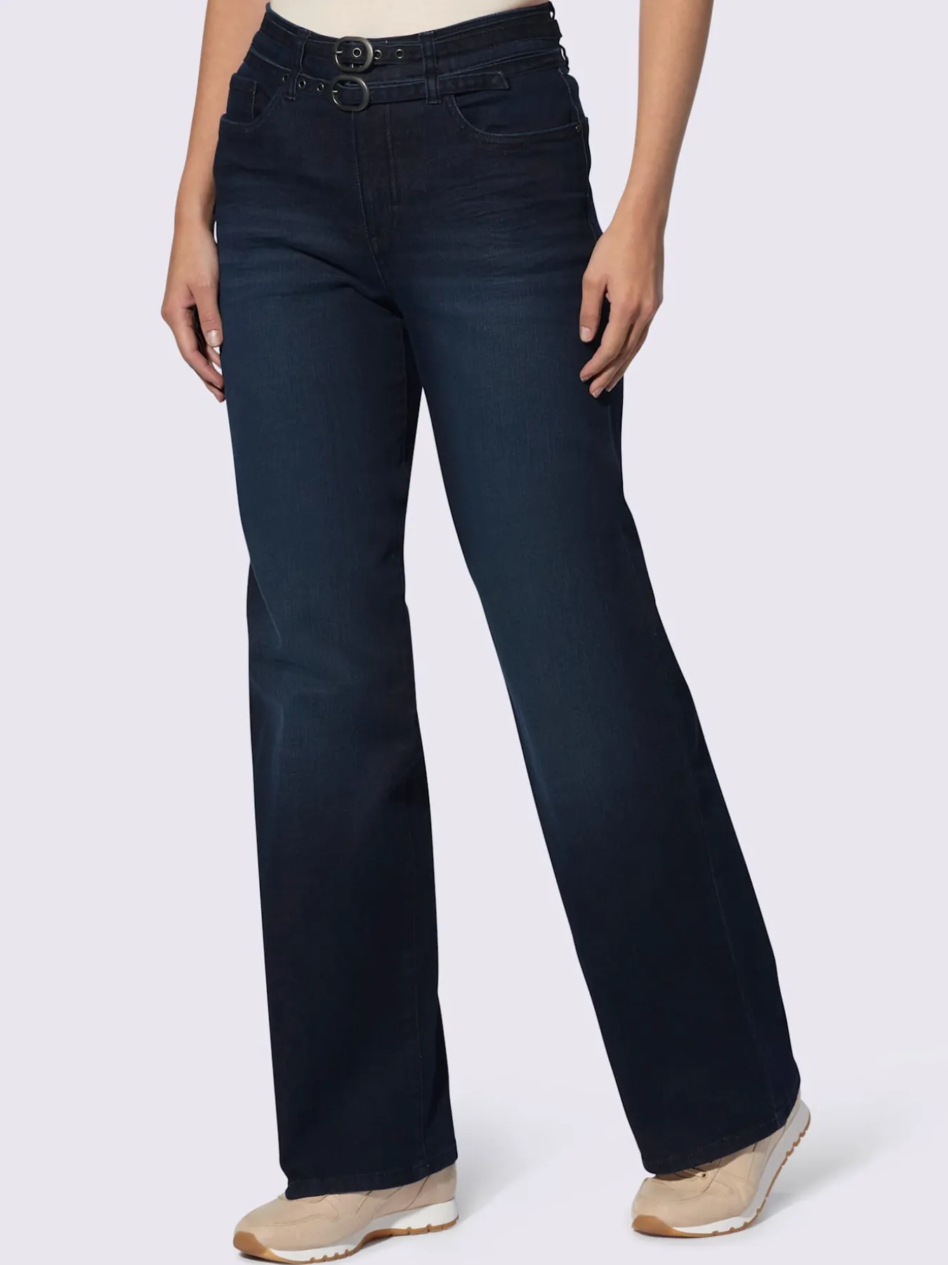 Pantalon 5 poches coupe droite aux jambes