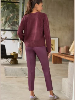 Pantalon 7/8 poches fendues pratiques