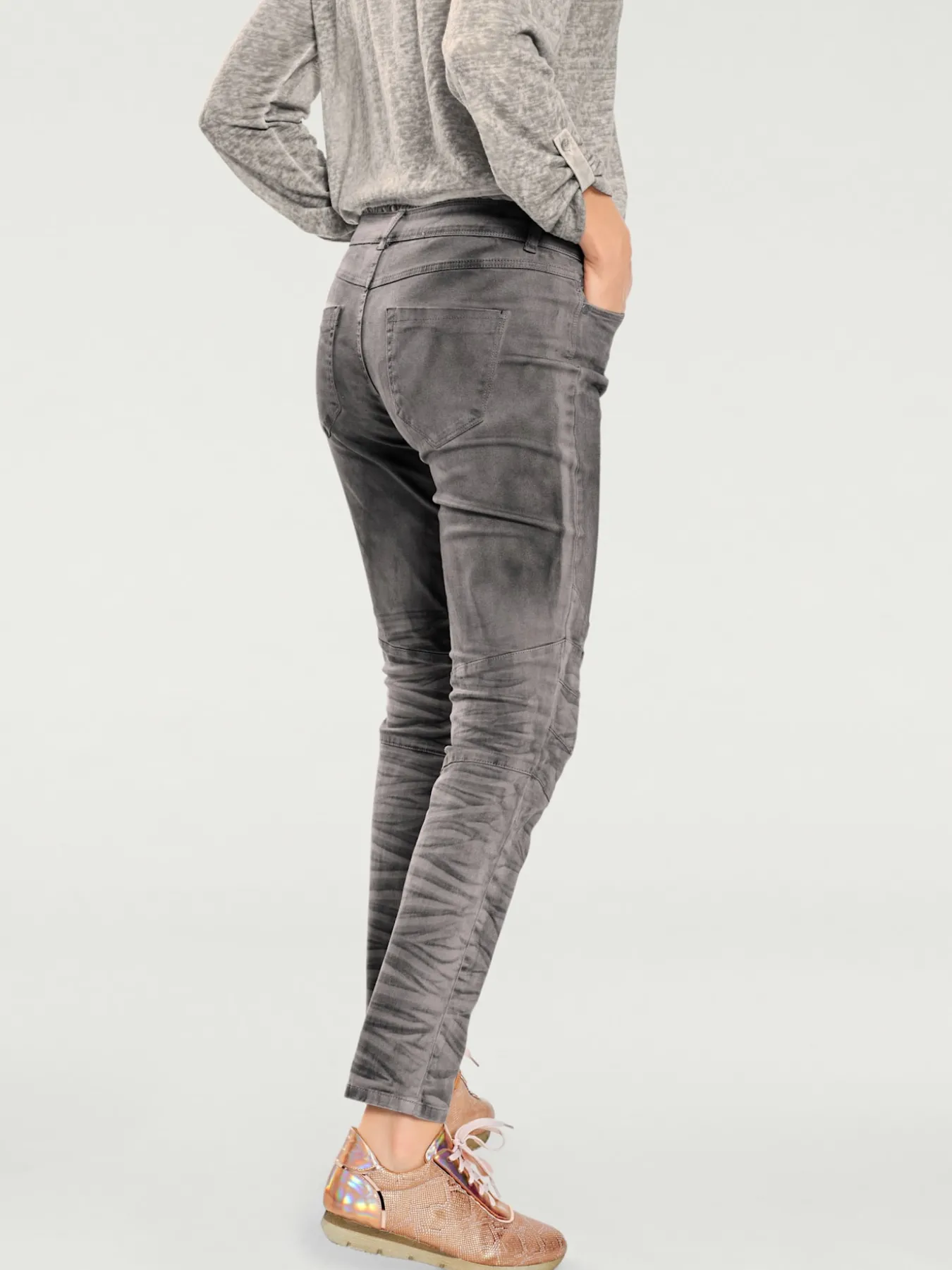Pantalon boyfriend coupe droite