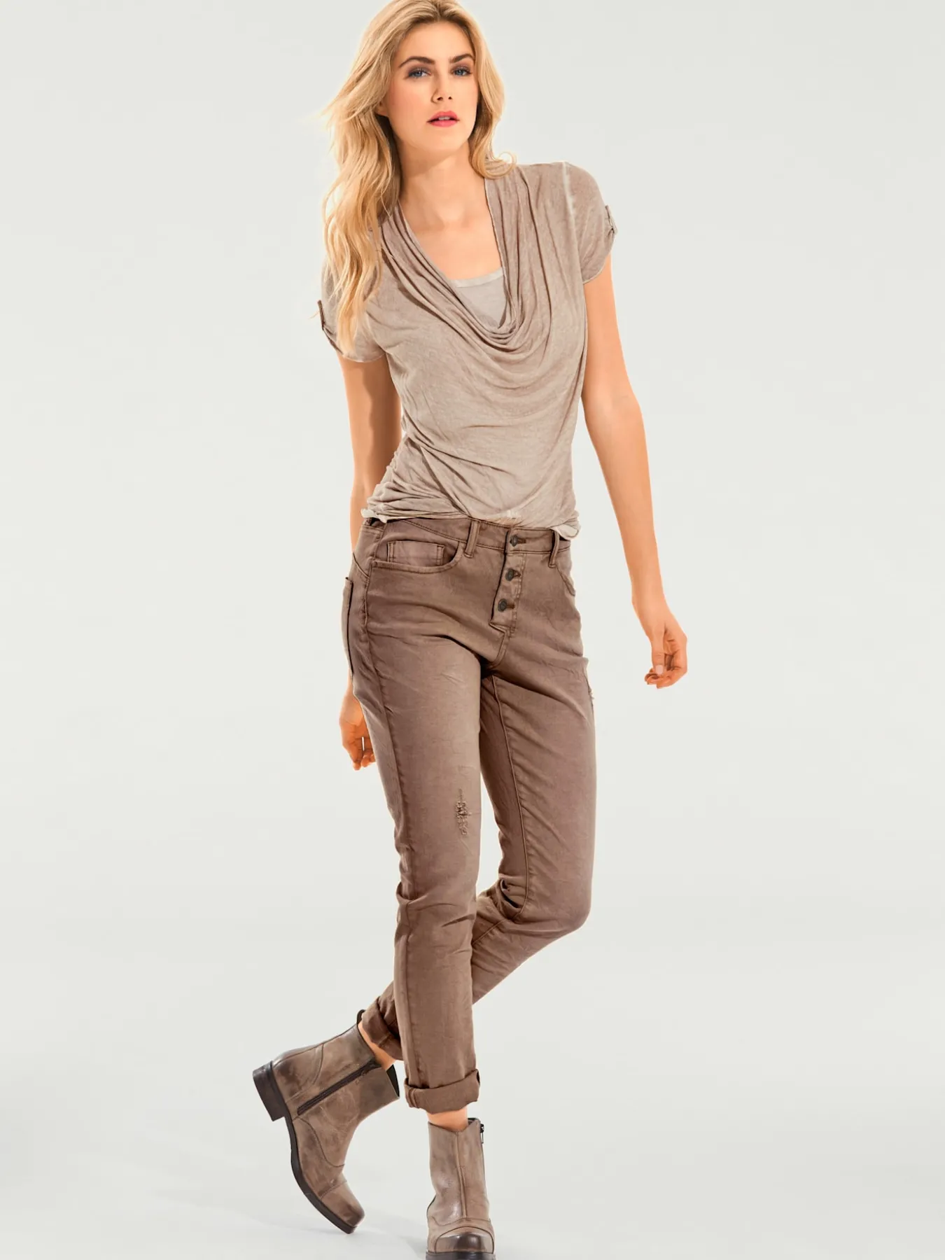 Pantalon boyfriend coupe droite
