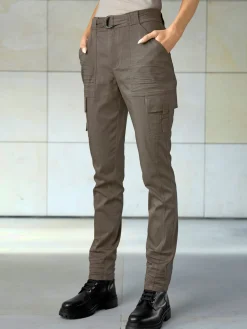 Pantalon cargo livré avec ceinture