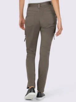 Pantalon cargo livré avec ceinture