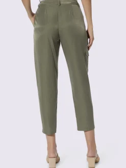 Pantalon cargo poche à rabat décorative sur le côté