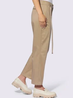 Pantalon chino fermeture innovante