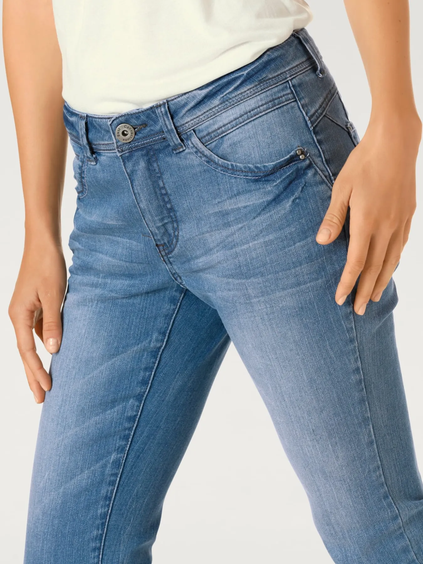 Pantalon effet ventre plat coupe skinny