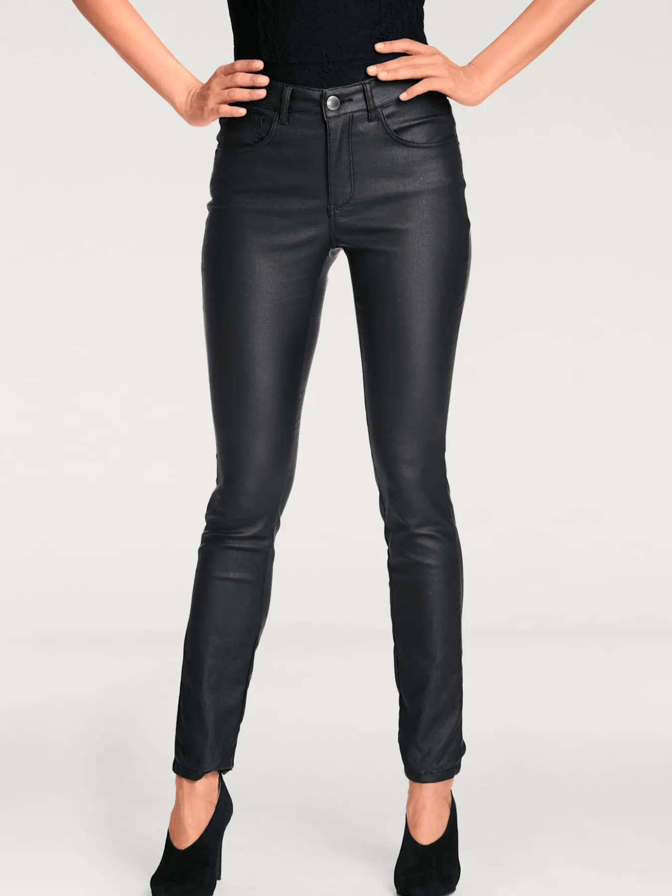Pantalon effet ventre plat coupe skinny tendance