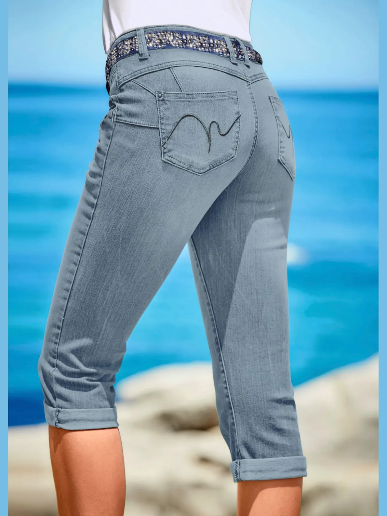 Pantalon effet ventre plat coupe skinny