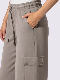 Pantalon en jersey poches cargo plaquées