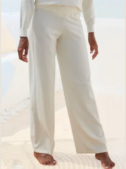 Pantalon en tricot avec jambes larges