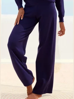 Pantalon en tricot avec jambes larges