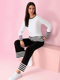 Pantalon en tricot rayures contrastées