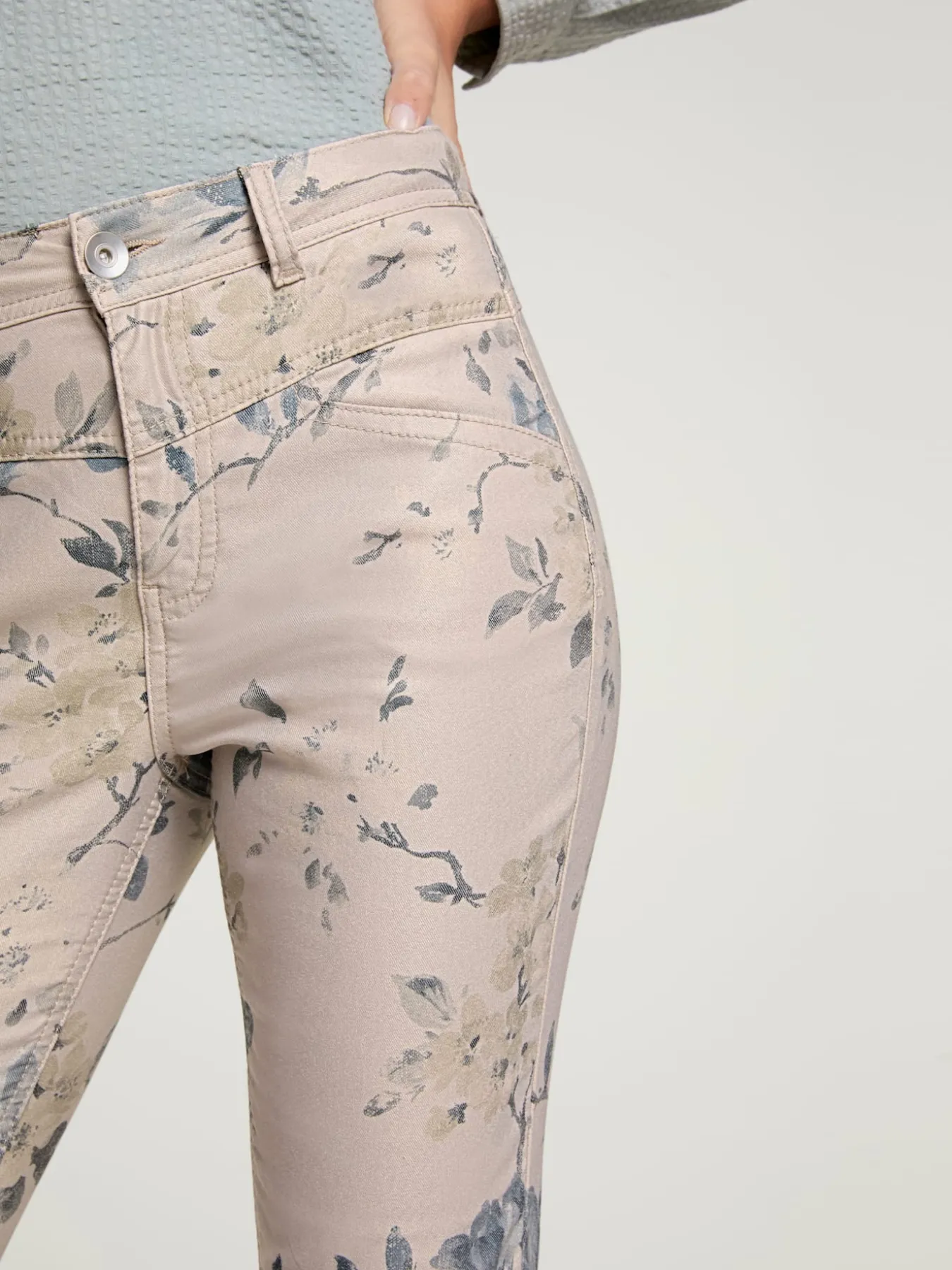 Pantalon imprimé coupe skinny tendance