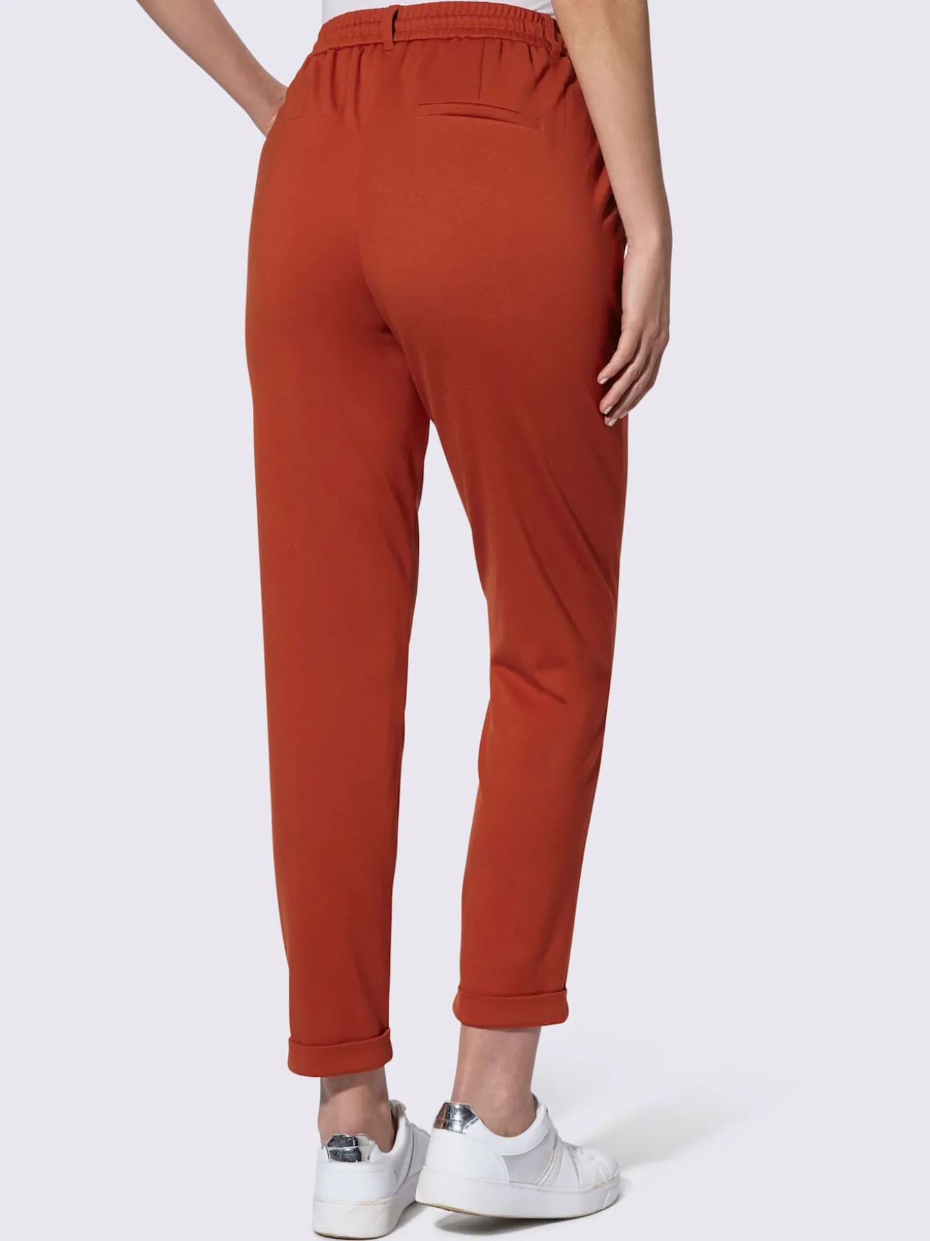 Pantalon jogpant ceinture élastique, coulisse et lien à nouer
