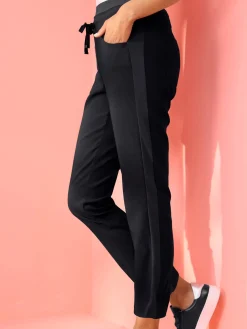 Pantalon jogpant grande liberté de mouvement grâce à la qualité extensible